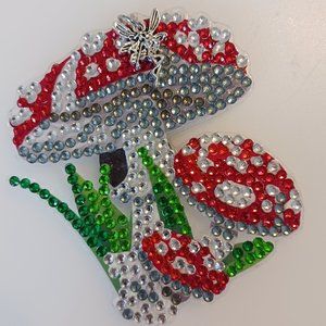 Magnet mushroom fairie charm